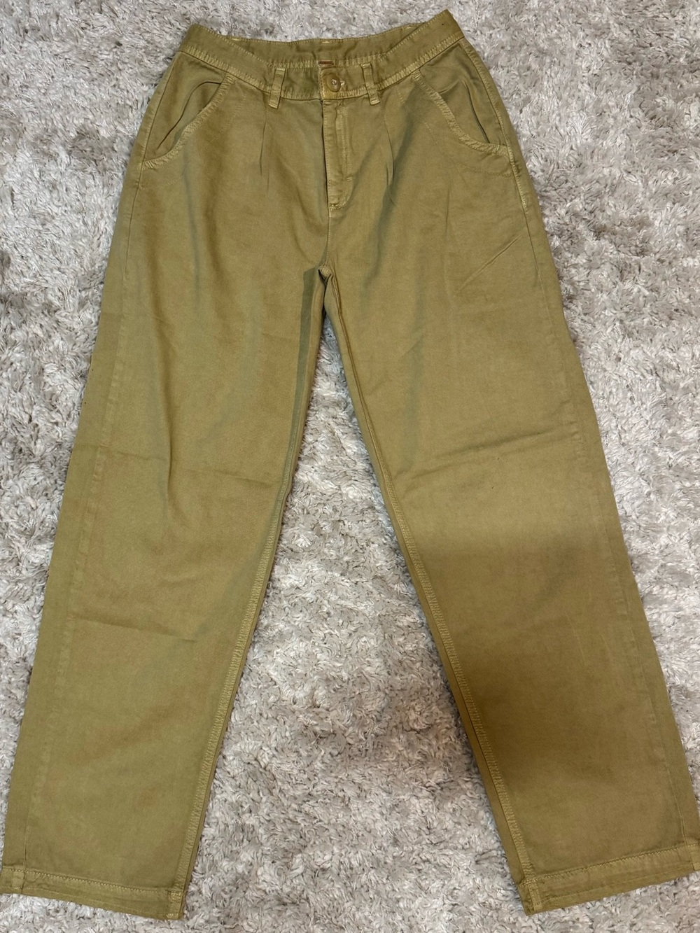 Free People Pleated Chino Pants NWOT - Picture 2 of 4